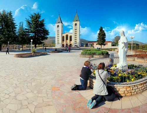 Hotel Anv Sobe Sivric - Vinoteka - Medjugorje