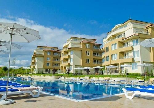 Apartamento ???????? Pines Beach Resort