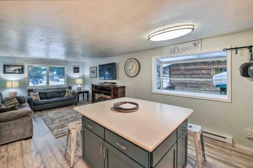 Inviting Juneau Home - Walk To Glacier Trails