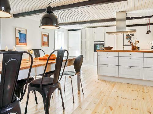 Holiday Home Aakirkeby XX