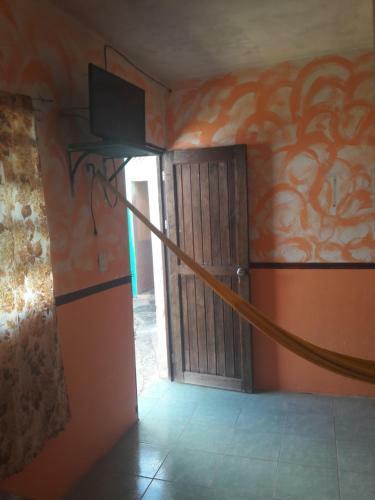 Hostal Y Temazcal Guemez