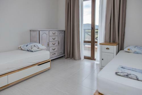 Apartamento Lovely 3bd Flat With Parking And Sea View