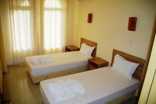 Azura Garden Apartments