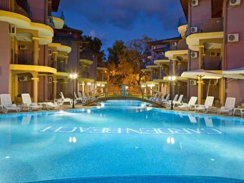 Azura Garden Apartments