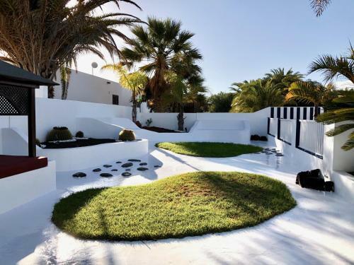 Villa Chao Private Heated Pool, Garden, Wifi, A/c