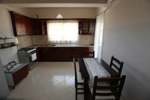 Veli Apartment Sarande