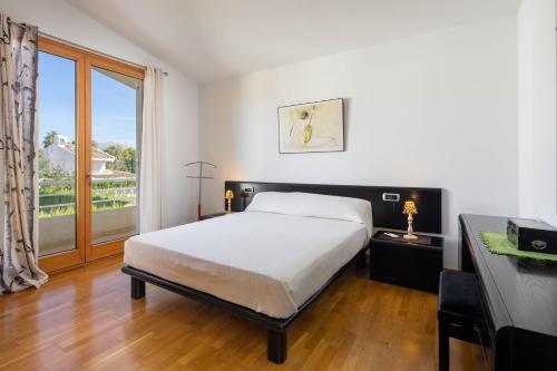 Villa With Private Pool In Port de Pollensa (Monxo)