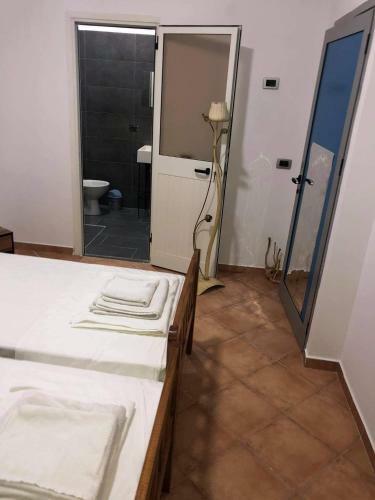 Beni Hotel Saranda Bitcoin Hotel And Hostel