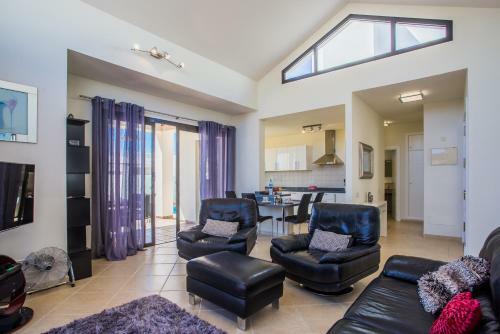 Beautiful 2-bed Villa In Playa Blanca