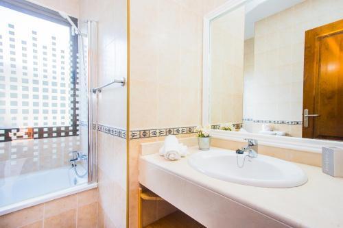 Remarkable 3-bed Villa In Playa Blanca