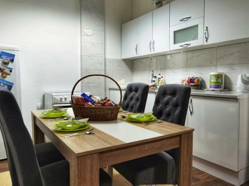 Pale City Center Apartment