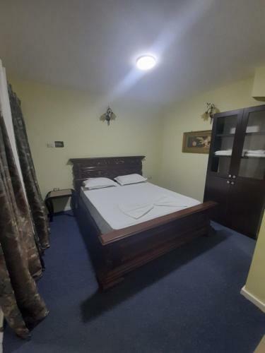 Hostal Room In Center