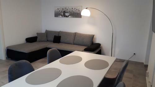 Apartamento Erdgeschoss-appartement Mit Seeblick