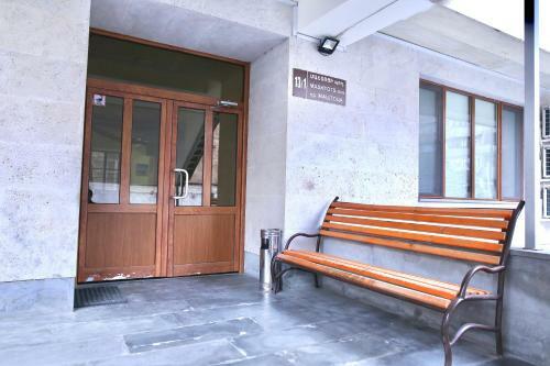 Central Yerevan 2 Bedroom Charming Apartment