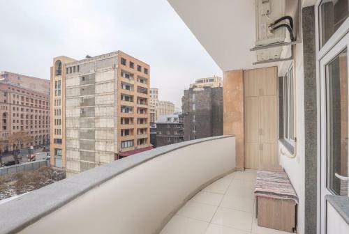 Central Yerevan 2 Bedroom Luxury Apartment