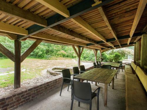 Lovely Farmhouse In Baexem Near Forest