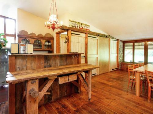 Lovely Farmhouse In Baexem Near Forest