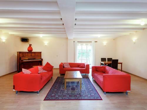 Lovely Farmhouse In Baexem Near Forest