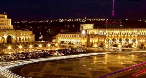 Yerevan House Luxury Apartment 9