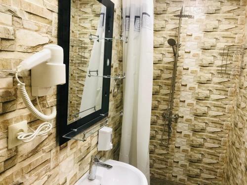Hostal Armhotel