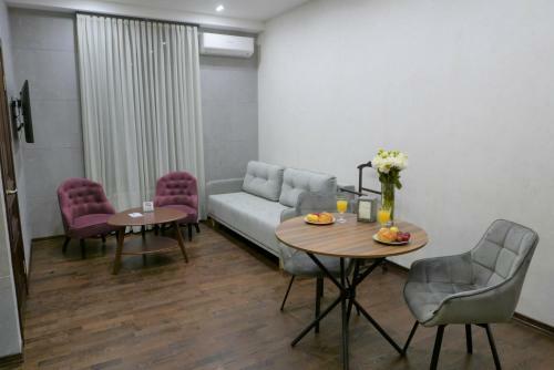 Arch Apart Hotel