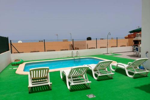 Chalet de 3 Habitaciones Con Piscina Privada