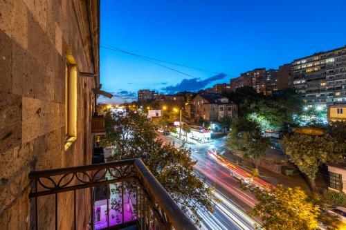 Apartamento Balcony - Self Checkin - Netflix - Next To Park