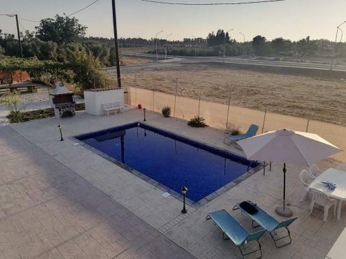 New Modern 4 Bed Villa Near Beach In Paphos