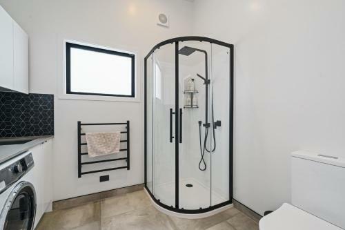 Kapiti Heights - Otaki Beach Holiday Home
