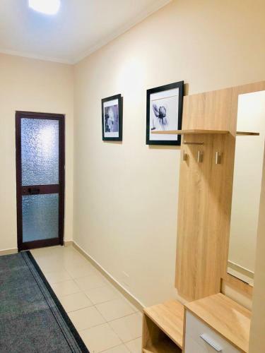 Tirana Central Apartment - Spacious 2 Bedroom