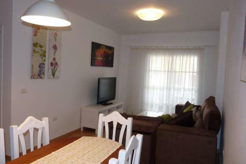 Quiet Apartament With Terrace And Pool