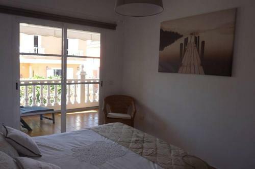 Quiet Apartament With Terrace And Pool