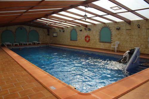 Relajante Apartamento Con Terraza Y Piscina