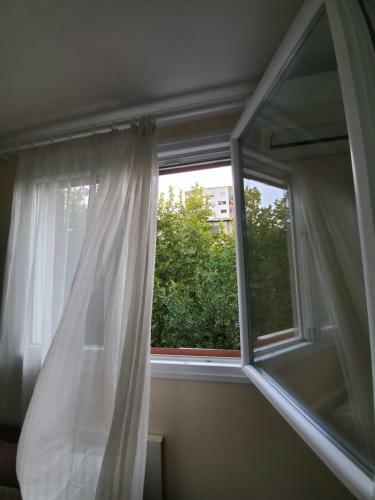 Nora's Tirana Apartment