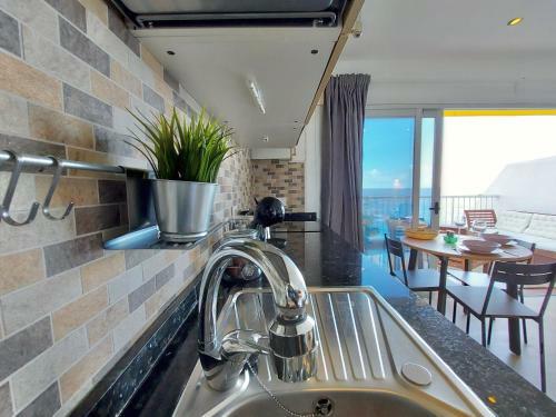 Apartamento Seaview Terrace By Tor