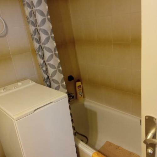 Apartment With Pool, 100 Meters Away From The Beach