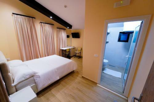 Sr99 Hotel