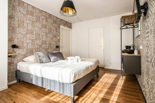 Hotel Bruist