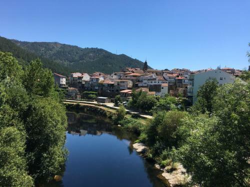 Apartamento Duplex Rosalia de Castro. Ribadavia