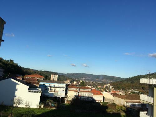 Apartamento Duplex Rosalia de Castro. Ribadavia