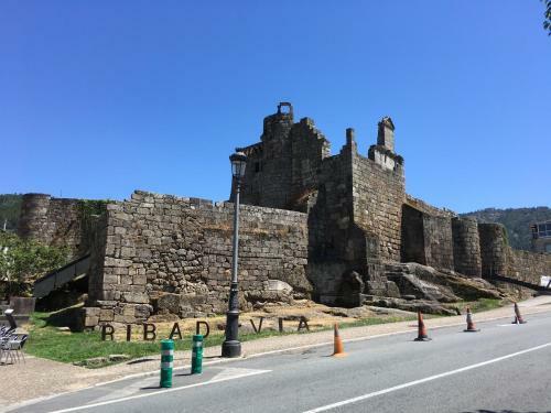 Apartamento Duplex Rosalia de Castro. Ribadavia