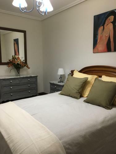 Apartamento Duplex Rosalia de Castro. Ribadavia