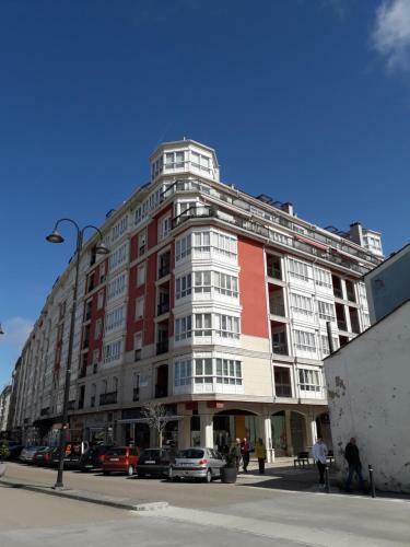 Apartamento Atico C�ntrico Con Piscina Comunitaria