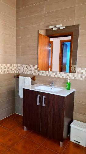 Casa Rural Los Pinos N5 de Ri�par.