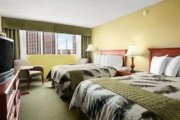 Hotel Holiday Inn Waikiki (.)
