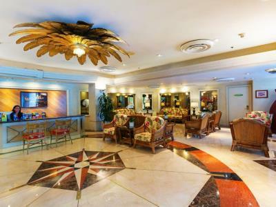 Hotel Holiday Inn Waikiki (.)