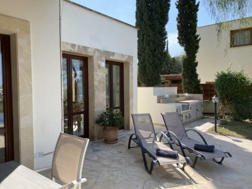 Villa Anemonas With Private Pool, Aphrodite Hills Golf & Spa Resort