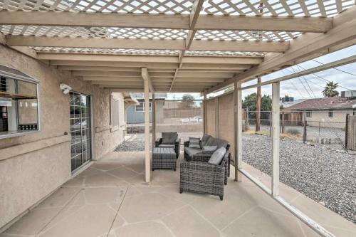Sleek Az Retreat, 10 Mi To Colorado River!