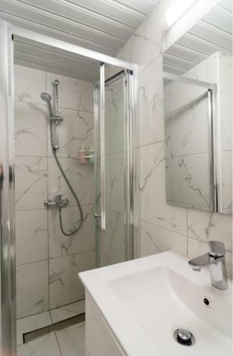 Apartamento Larnaka Seaview Luxury Suites