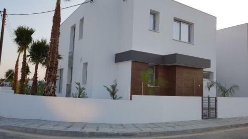 Mobina Villas